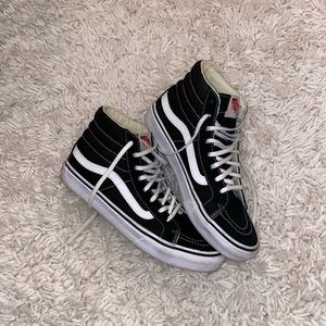 SK8-Hi Slim Vans